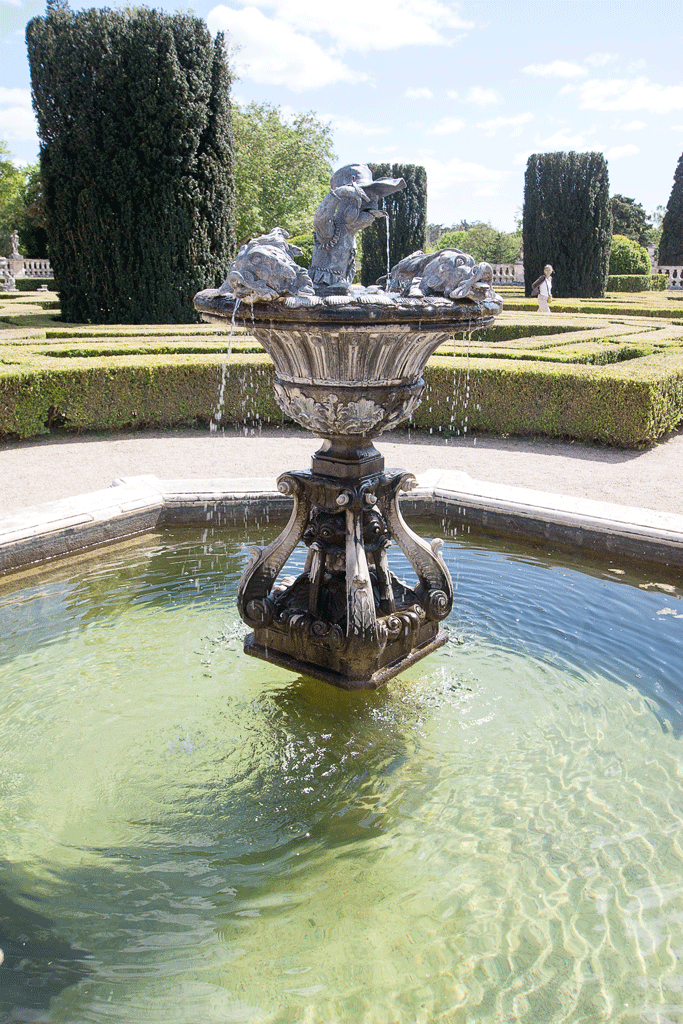 Fountain01